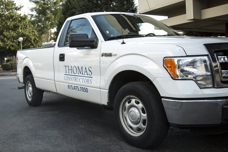 Thomas_Constr-how-construction-site-graphics-help-you-stand-out blog image 2